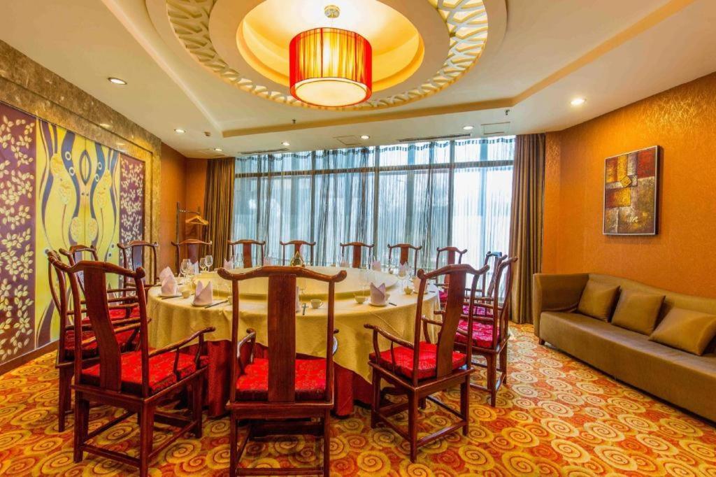Changchun Garden Hotel Экстерьер фото