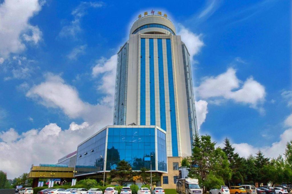 Changchun Garden Hotel Экстерьер фото